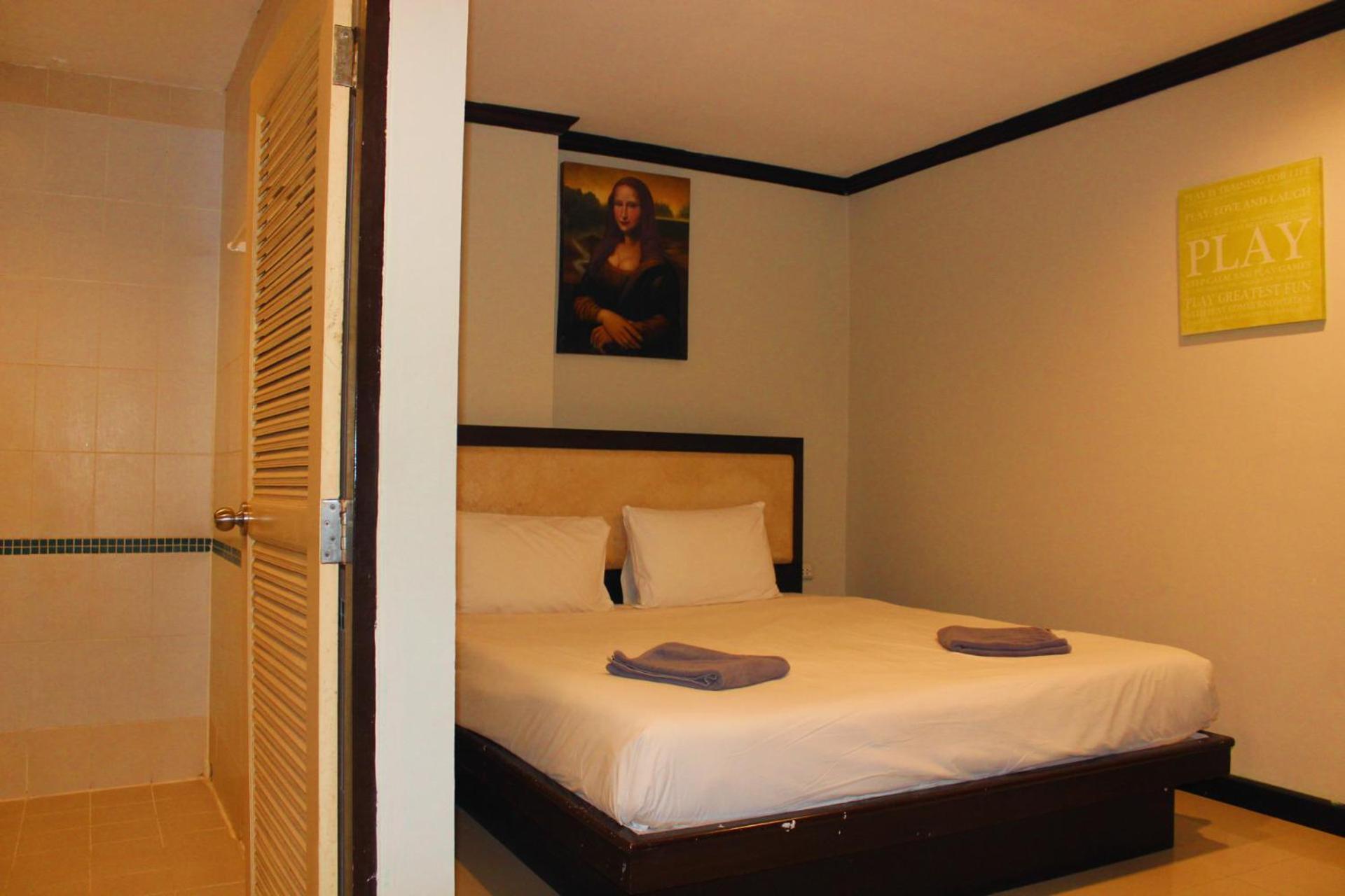 Hollywood Inn Hotel Patong Eksteriør billede