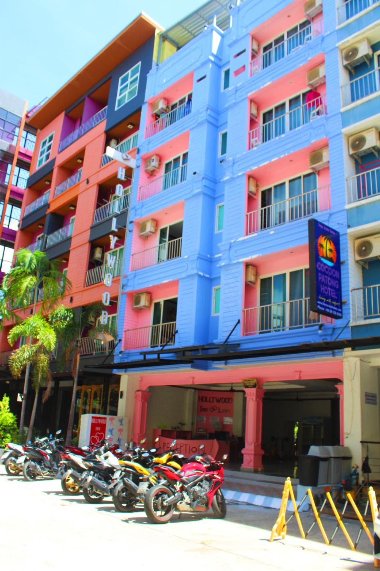 Hollywood Inn Hotel Patong Eksteriør billede